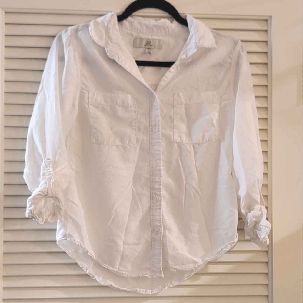 Thread Supply- White Long-Sleeve Top With Buttons